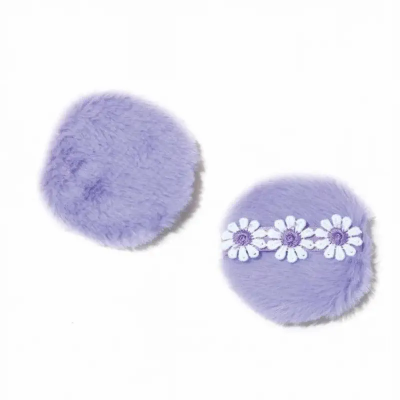 Three-flower Ribbon Long Plush Powder Puff, Thick Pile Fabric for High Powder Pickup and Even Baking, Decorative Professional Makeup Accessory.